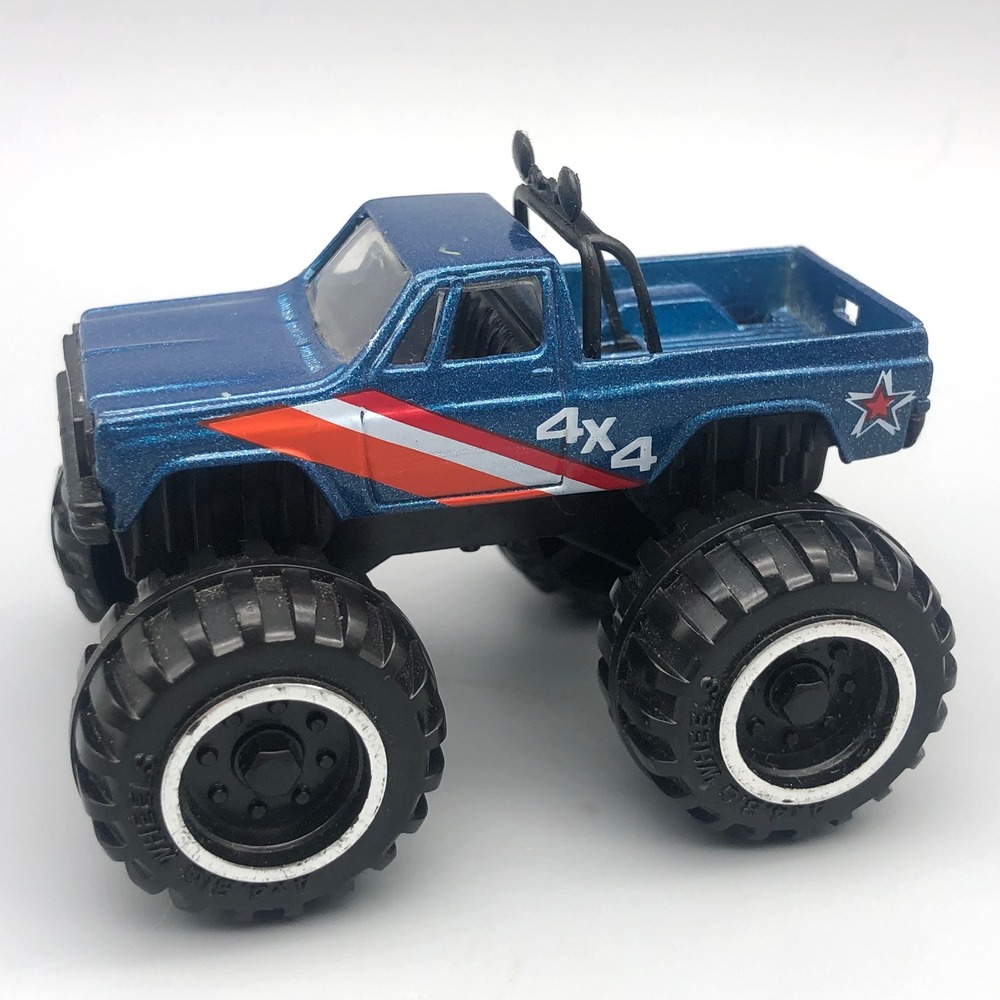 Welly Chevy Pickup 4x4 Monster Truck Blue Diecast Big Wheels Toy Truck